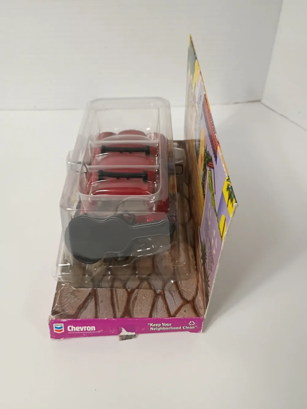 Chevron nando red